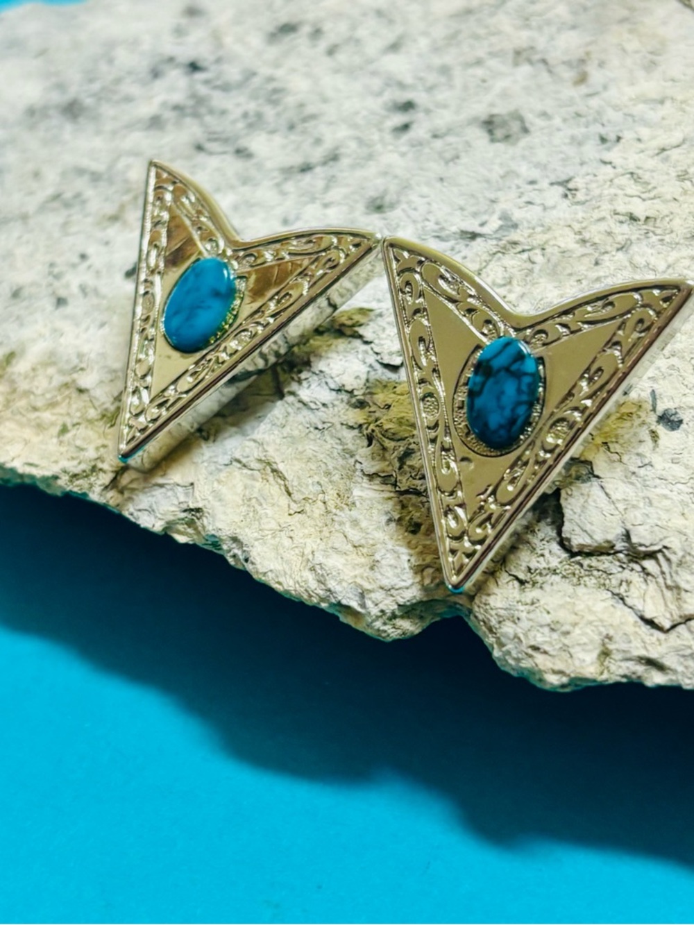 Vintage Silver Tone Faux Turquoise Collar Tips